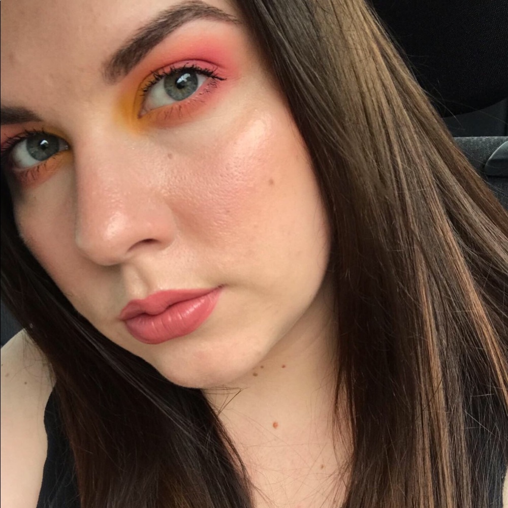 Meet your Posher, Kaitlyn